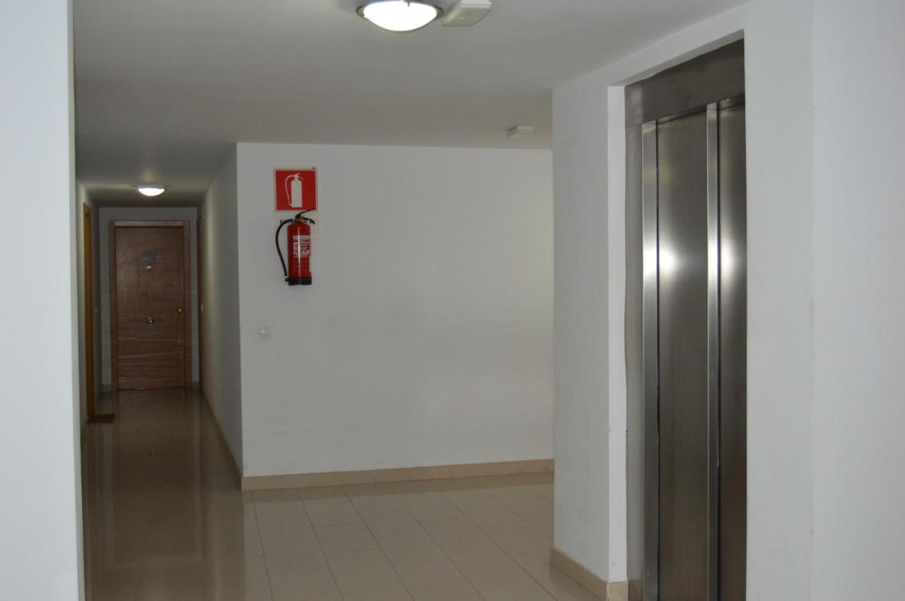 Bright, Modern Apartment In The Heart Of Arrecife Εξωτερικό φωτογραφία